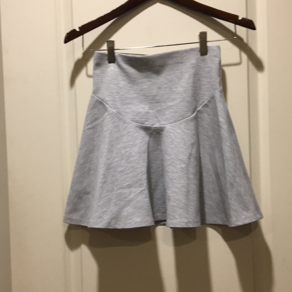 Silence + noise womens Skater skirt w/ great support fabric size XS grey